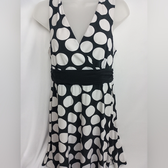 WHITE HOUSE BLACK MARKET V-Neck Polka‎ Dot Mini Fit n Flare Y2K Dress (#831) - Picture 8 of 8